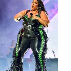Lizzo ccused of sexual harassment and weight-shaming