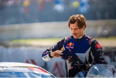 safety equipment in drifting